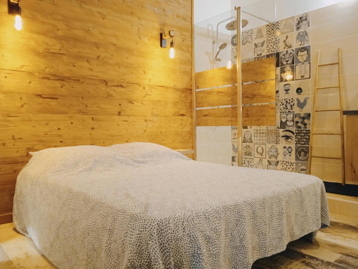 Gite Du Mas De La Finiere ,Avec Spa Interieur Шаторенар Екстер'єр фото